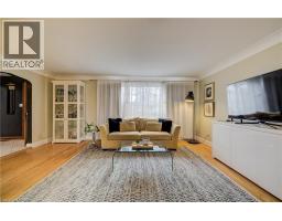 27 LOWREY Avenue S - 9