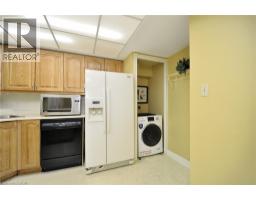 237 KING Street W UnitNo. 1305 - 14