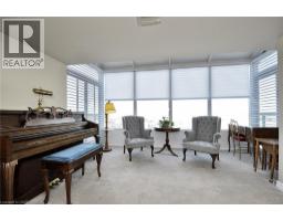 237 KING Street W UnitNo. 1305 - 9