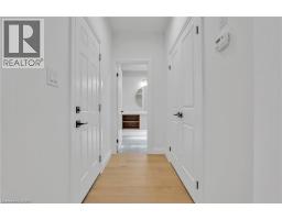 382A SOUTHCOTE Road - 16