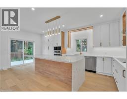 382A SOUTHCOTE Road - 23