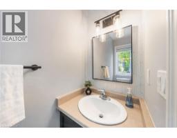 10 LIDDYCOAT Lane UnitNo. 4 - 21