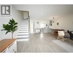 140 JANSEN Avenue - 11