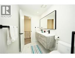 140 JANSEN Avenue - 19