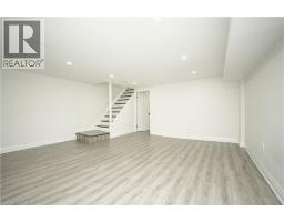 140 JANSEN Avenue - 26