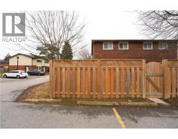 140 JANSEN Avenue - 34