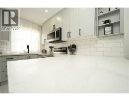 140 JANSEN Avenue - 7