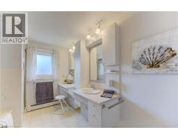 55 COACH HILL Drive - 21