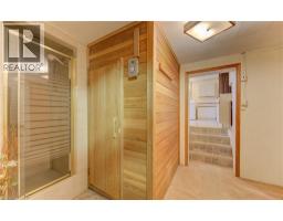 55 COACH HILL Drive - 34