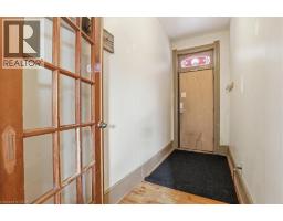 298 QUEEN Street W - 12