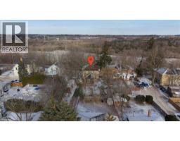 298 QUEEN Street W - 39