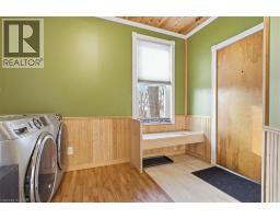 298 QUEEN Street W - 5