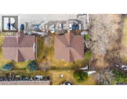 565 GREENFIELD Avenue UnitNo. 306 - 24