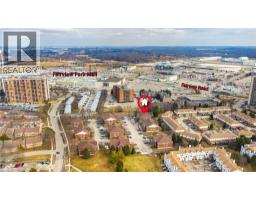 565 GREENFIELD Avenue UnitNo. 306 - 31