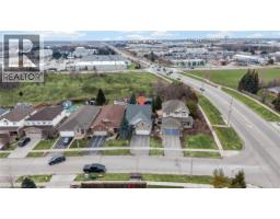 91 FLAHERTY Drive - 40