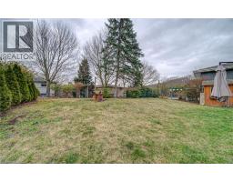 18 GILSTON Parkway - 25