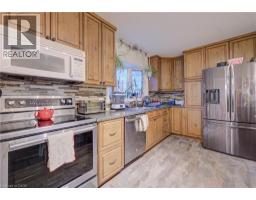 18 GILSTON Parkway - 7