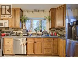 18 GILSTON Parkway - 8