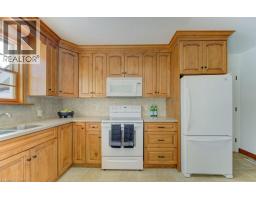 26 SYCAMORE Place - 11