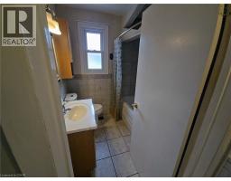 65 BROOKLYNE Road - 24