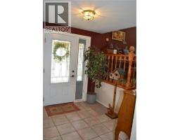 14 NIGHTINGALE Crescent - 11