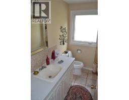 14 NIGHTINGALE Crescent - 17