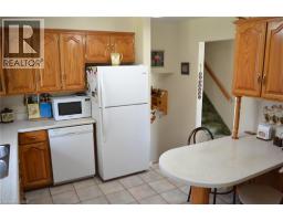 14 NIGHTINGALE Crescent - 19