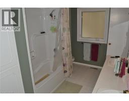 14 NIGHTINGALE Crescent - 28