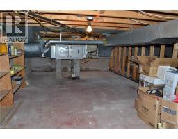 14 NIGHTINGALE Crescent - 35