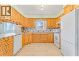 78 ESTHER Avenue - 10