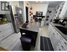 27 HEPBURN Avenue - 11