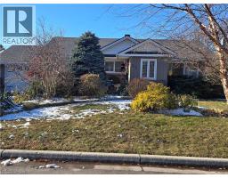 27 HEPBURN Avenue - 2