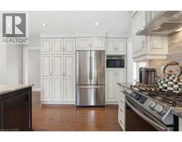 28 DEERVIEW Avenue - 14