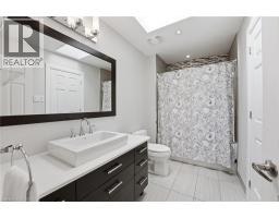 28 DEERVIEW Avenue - 36