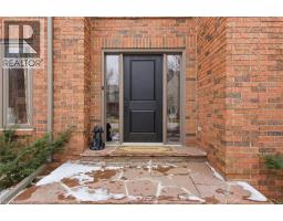 28 DEERVIEW Avenue - 4