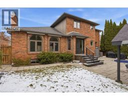 28 DEERVIEW Avenue - 45