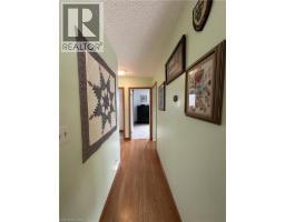 16 WESTDALE Avenue - 24