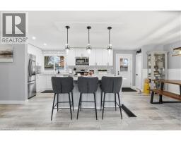 12 DEAN Crescent - 10