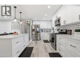 12 DEAN Crescent - 14