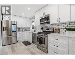 12 DEAN Crescent - 15