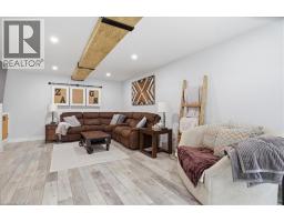 12 DEAN Crescent - 20