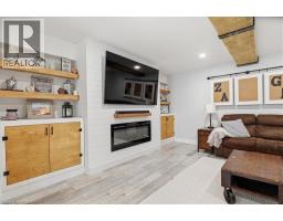 12 DEAN Crescent - 21