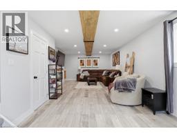 12 DEAN Crescent - 26