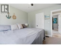 12 DEAN Crescent - 29