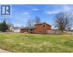 12 DEAN Crescent - 4