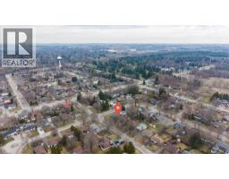 12 DEAN Crescent - 47