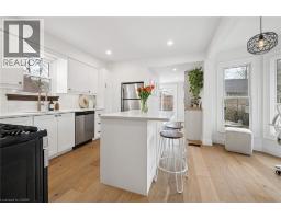 81 NELSON Street - 10