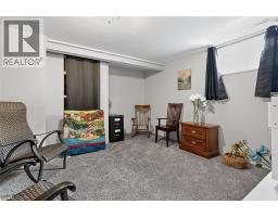 11 MCCREERY Road - 27