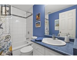 11 MCCREERY Road - 28