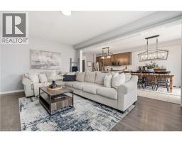 105 LARRY Crescent - 14